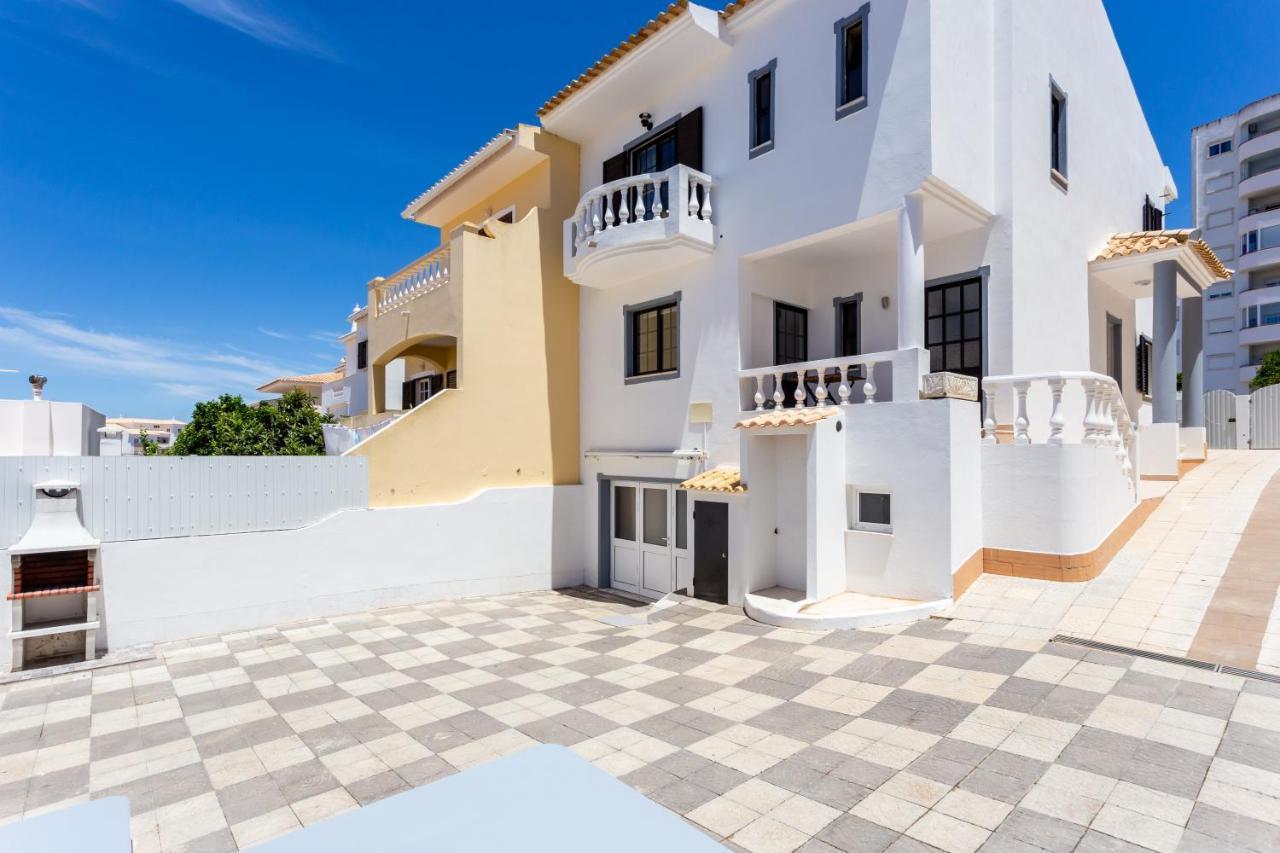Best Guest Residence Lagos Ngoại thất bức ảnh